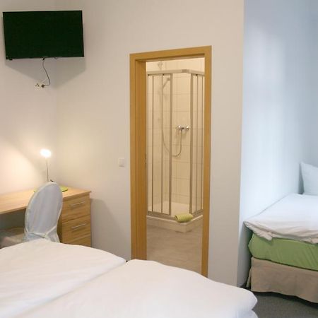 Lindencafe Luckenwalde Hotel Phòng bức ảnh